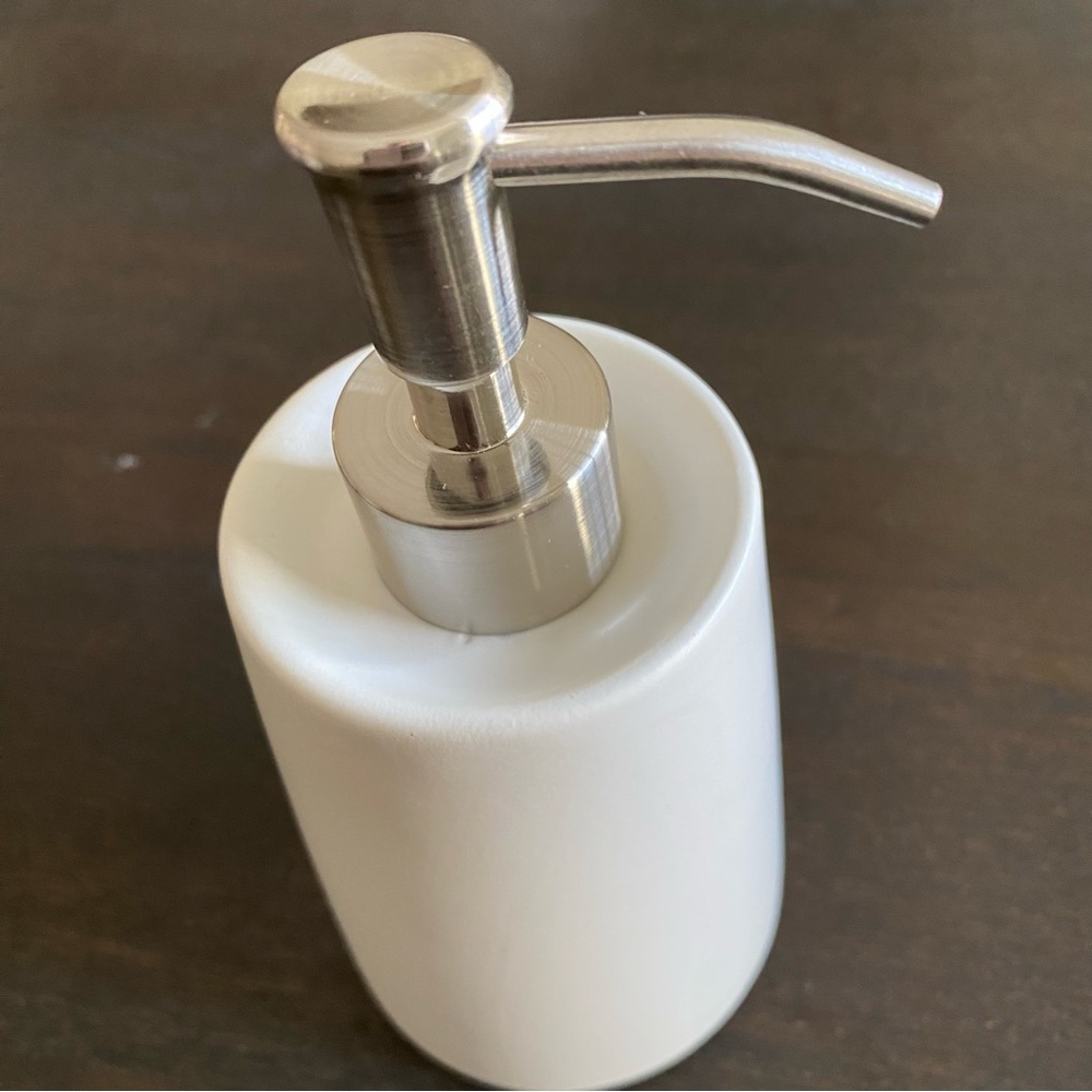 Container Store Soap Pump - Picture 7 of 8